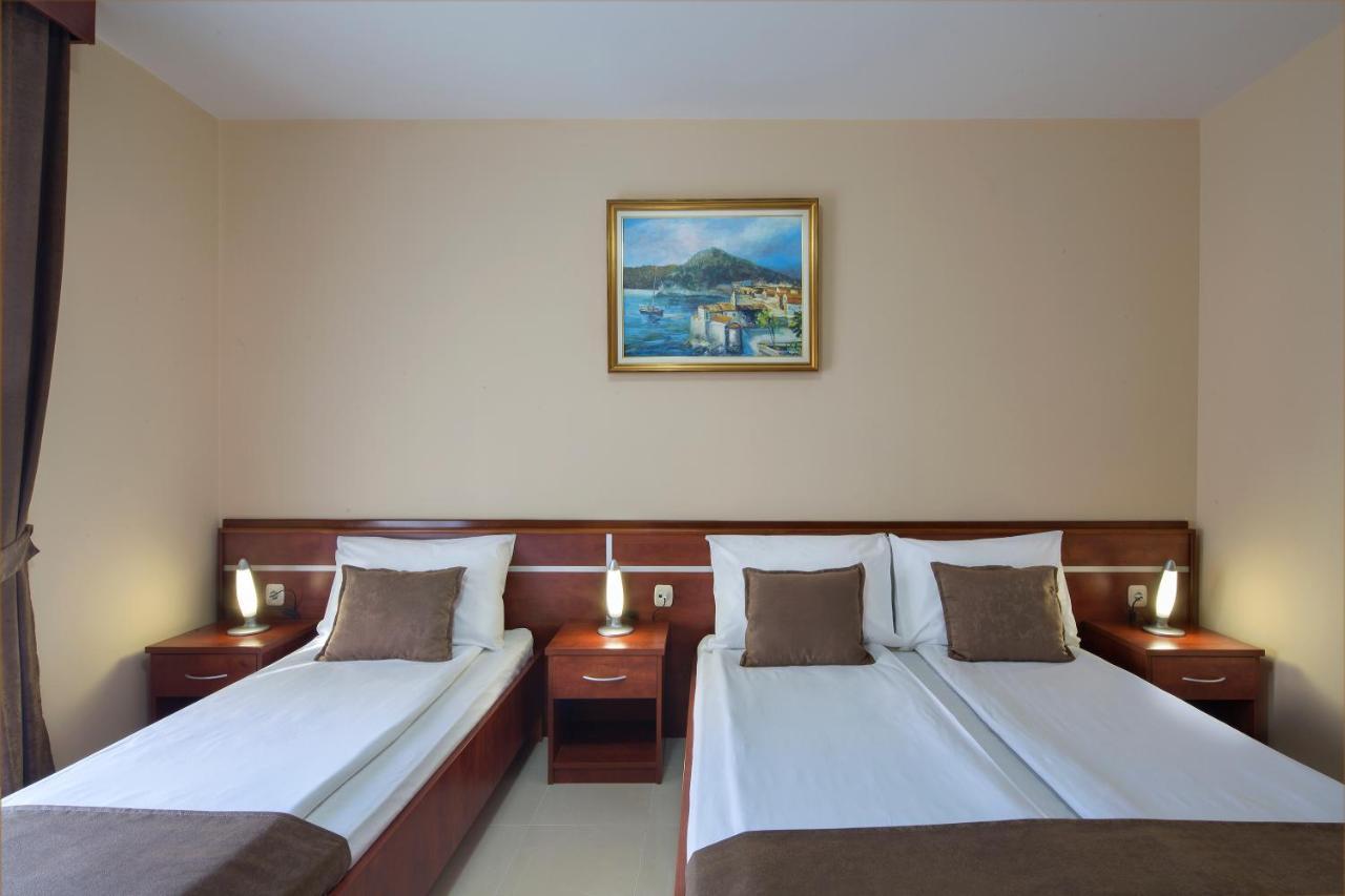 Apartmani Salus Будва Екстериор снимка