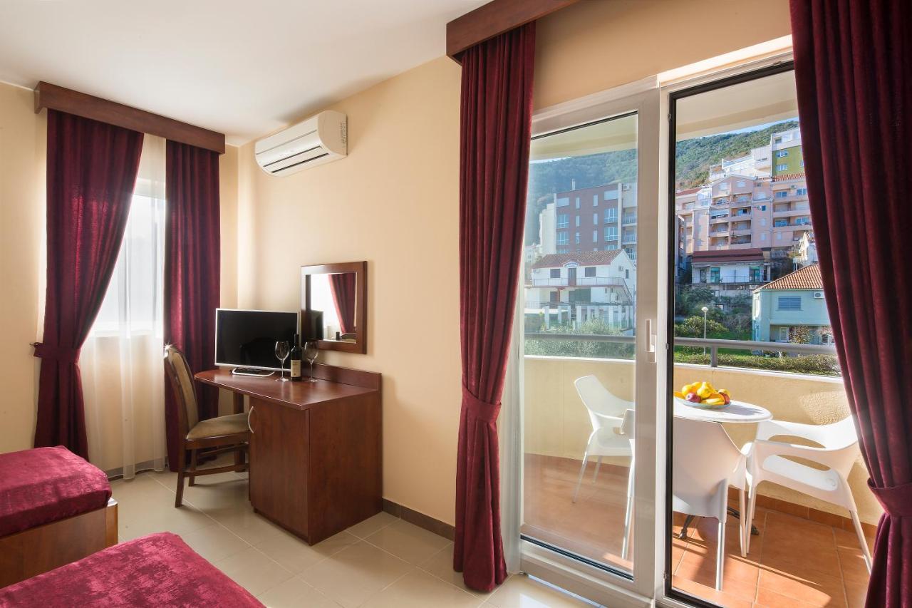 Apartmani Salus Будва Екстериор снимка