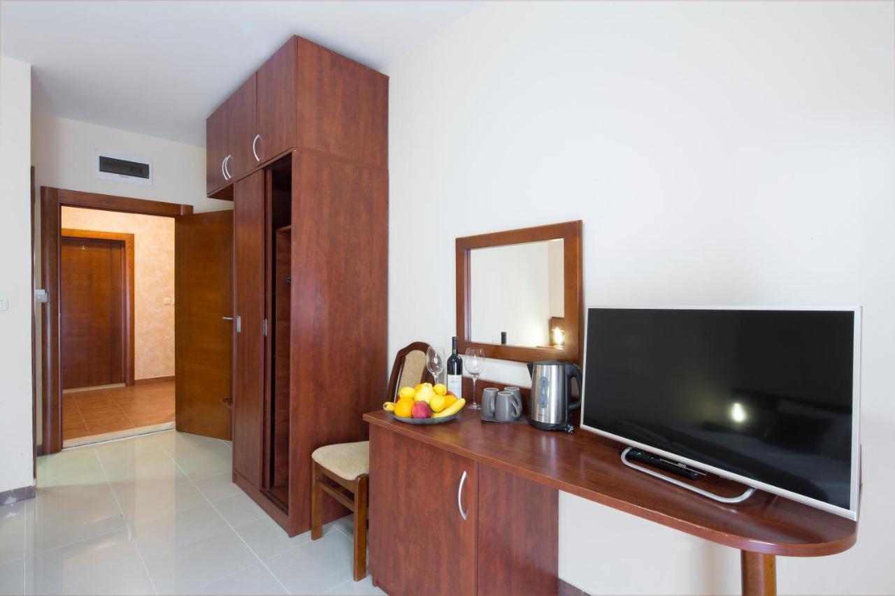 Apartmani Salus Будва Екстериор снимка