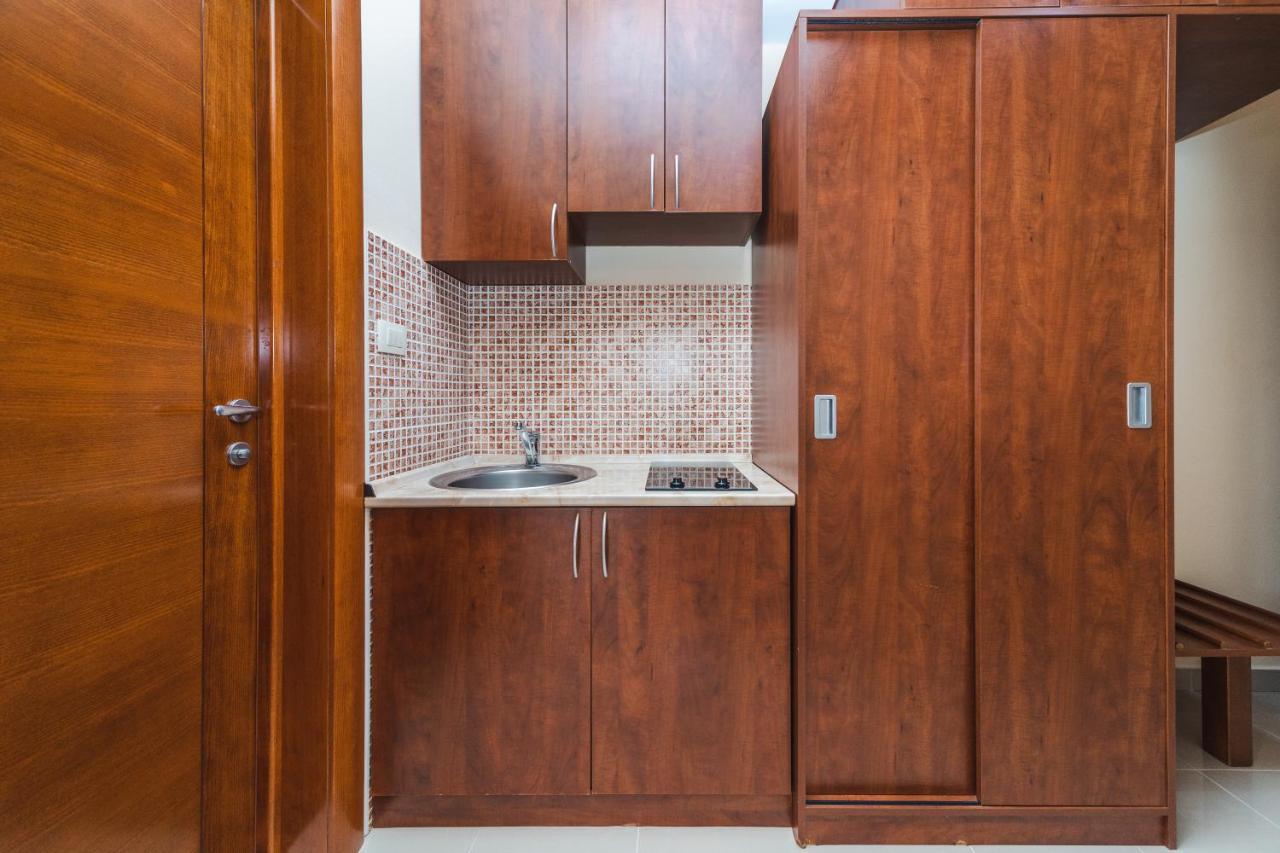 Apartmani Salus Будва Екстериор снимка