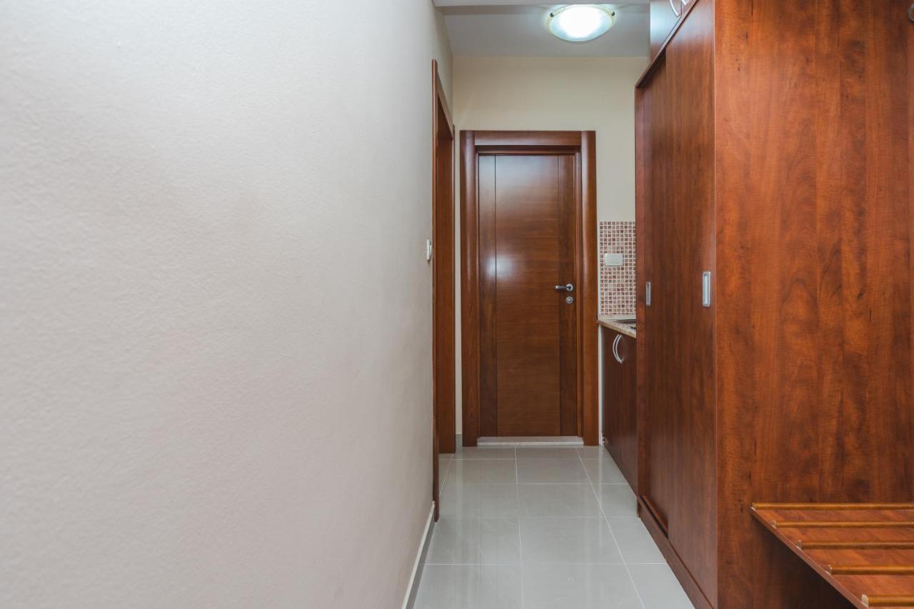 Apartmani Salus Будва Екстериор снимка